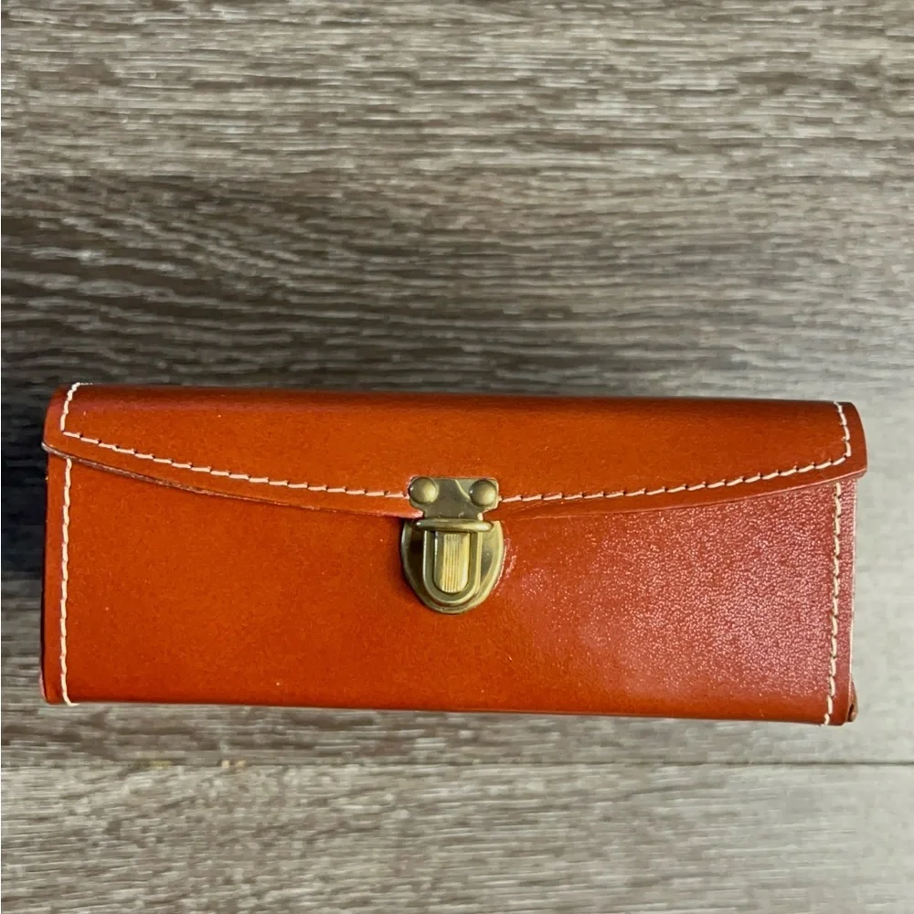 Vintage CUE Grooming Set‎ - Mid Century Top Grain Cowhide Case w/ Tortoise Shell